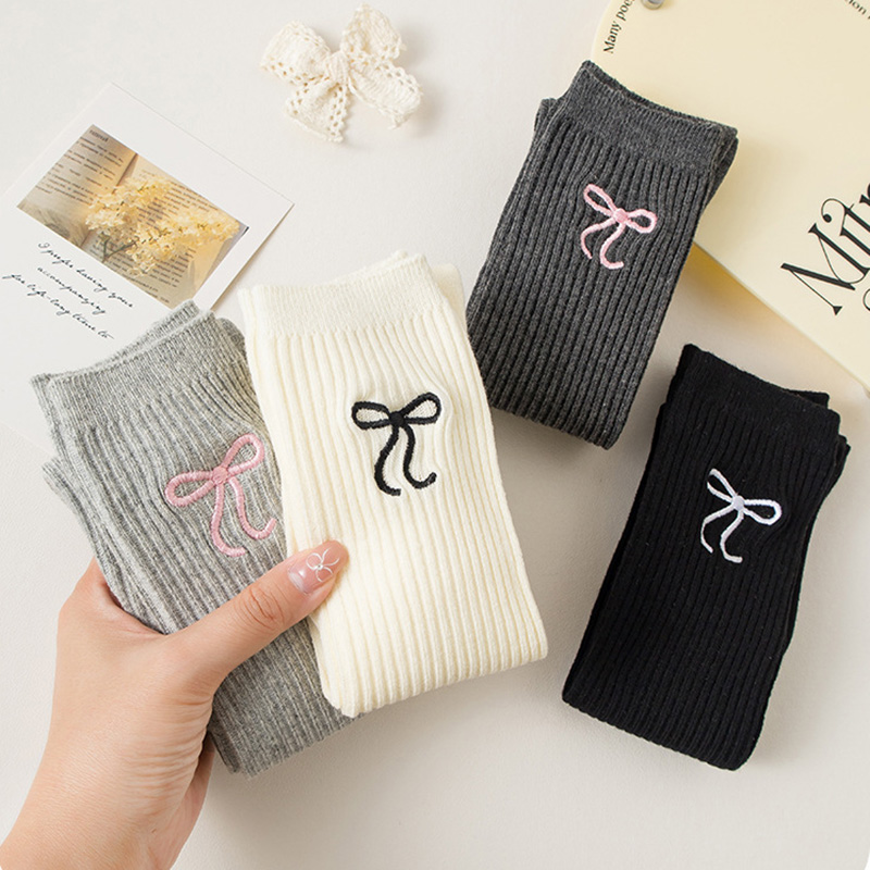 Kaos Kaki Panjang Setinggi Lut - Baby Sock Oximeter ulasan dan harga